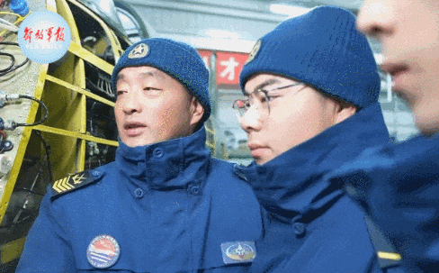 “兵王”光荣退休！这件事他坚持了30年……