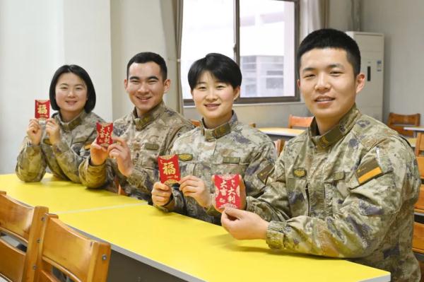 军营里的“开工红包”，这也太贴心了吧！