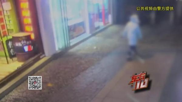 上海13岁女孩出走，监控显示被陌生男子带去宾馆……为何妈妈48小时后才报警？