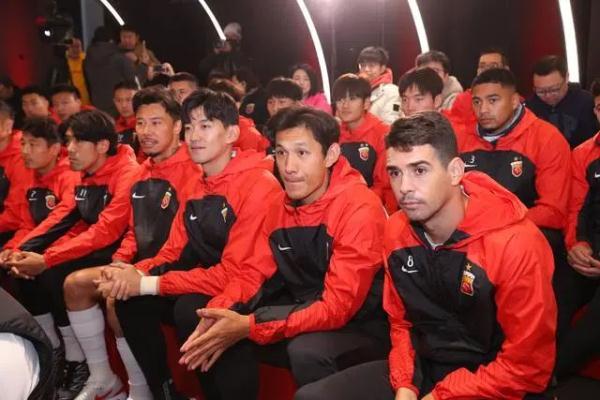 超级杯上海德比一触即发！重要通知：申花与海港球迷入场口不同，跑错无法顺利检票