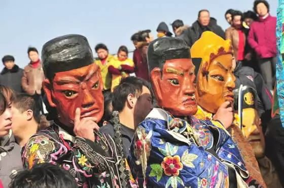 除了吃元宵赏花灯,河北人的正月十五还要做这些事→ 除了吃元宵赏花灯,河北人的正月十五还要做这些事→