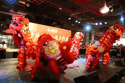 除了吃元宵赏花灯,河北人的正月十五还要做这些事→ 除了吃元宵赏花灯,河北人的正月十五还要做这些事→