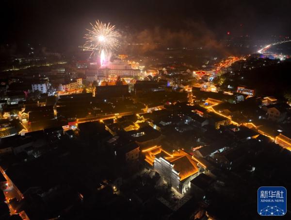前童元宵行会:传承500年的民俗盛会上演 前童元宵行会:传承500年的民俗盛会上演