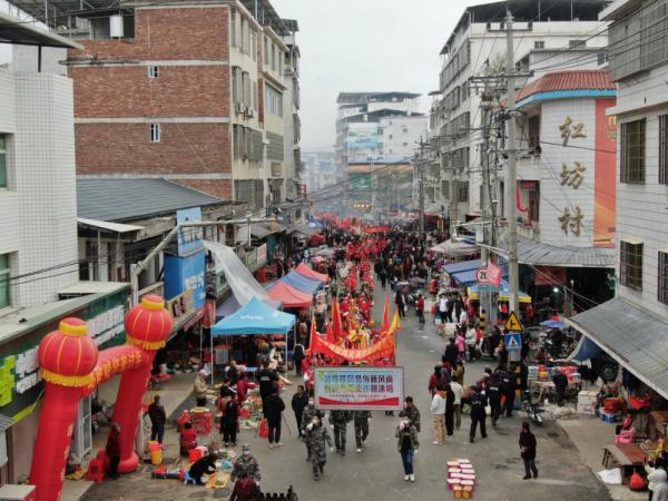 “走古事，迎花灯”祈安康——闽西客家小镇的狂欢节