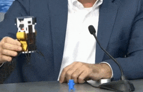 美国月球着陆器侧翻