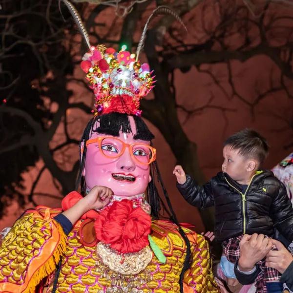 80后出钱，90后管理，00后出力！福建这波霸屏了