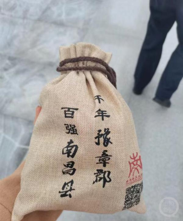 就在南昌南站,这一幕突然火了!文旅局回应…… 就在南昌南站,这一幕突然火了!文旅局回应……