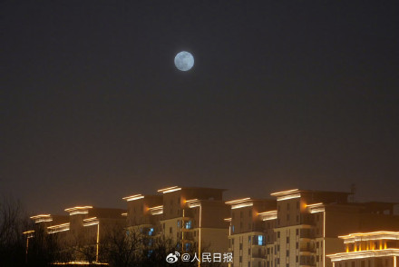 别再错过！全国多地视角的龙年第一轮满月