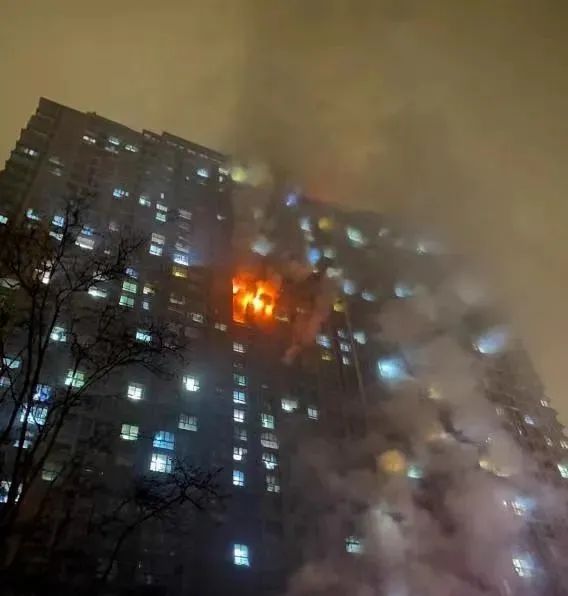 南京火灾15死44伤，为何伤亡如此惨重