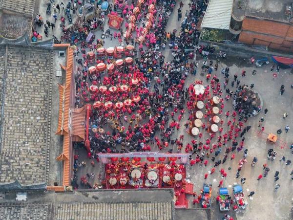 400年福建“游神”火出圈：80后出钱，90后管理，00后出力