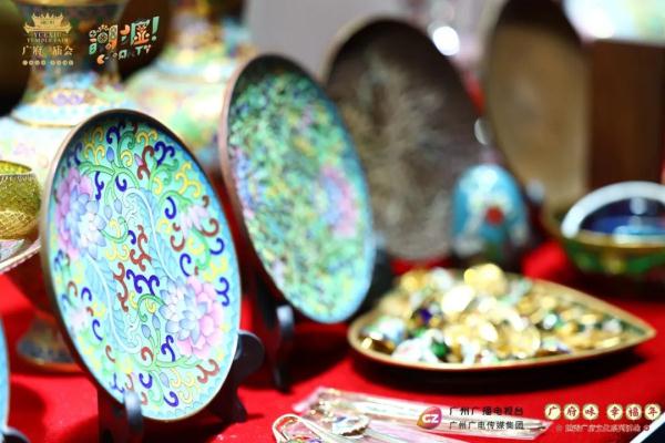 让非遗好玩起来!“潮龙出墟”文创市集亮相广府庙会 让非遗好玩起来!“潮龙出墟”文创市集亮相广府庙会