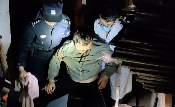 痛！痛！痛！12岁男孩被钢筋贯穿脸部