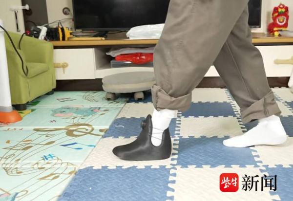 UP主用3D打印为粉丝父亲打造新假肢制造成本仅几十块，大伯穿上后健步如飞