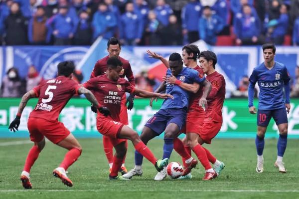 新赛季首冠诞生,申花1:0战胜海港 新赛季首冠诞生,申花1:0战胜海港