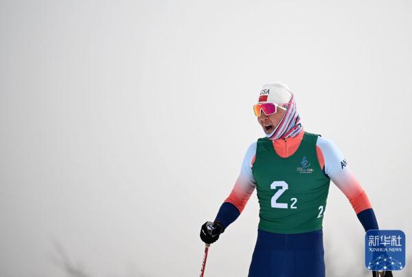 吉林队获得“十四冬”越野滑雪青年组男子4x5公里接力冠军