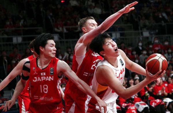 篮球|亚洲杯预选赛：中国队不敌日本队