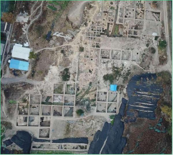 南京发现六朝梁代御道、国门 南京发现六朝梁代御道、国门