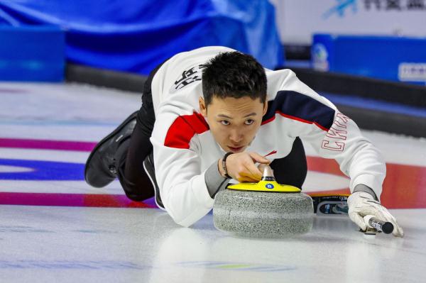 十四冬 | 闲记:冰壶场上没有年龄焦虑 十四冬 | 闲记:冰壶场上没有年龄焦虑