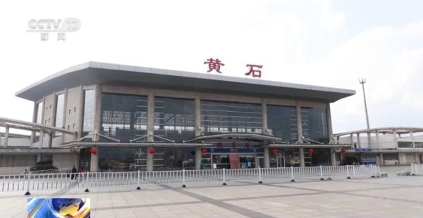 返岗返校客流增多 旅途中这些事项要注意 返岗返校客流增多 旅途中这些事项要注意