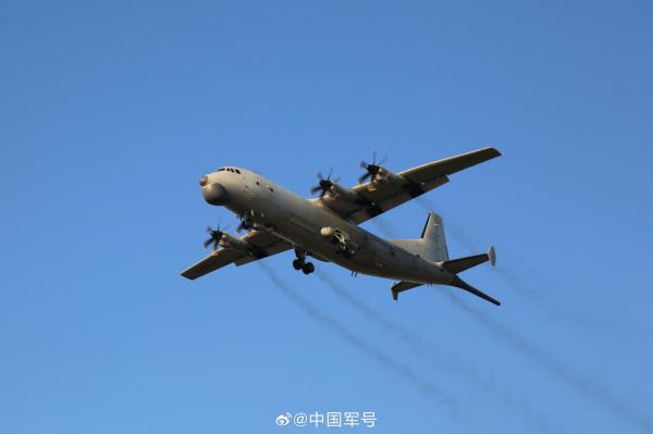 鹰击长空!海军航空兵云端砺剑 鹰击长空!海军航空兵云端砺剑