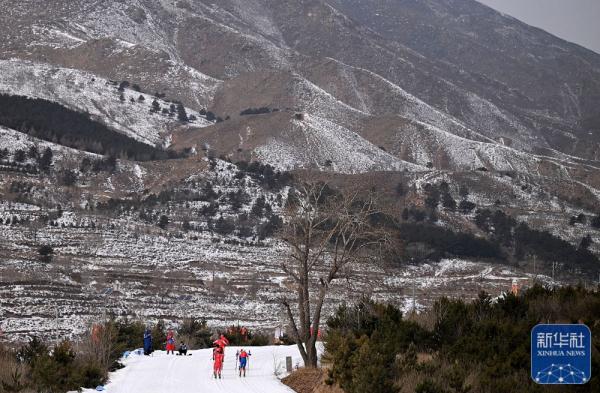 吉林队获得“十四冬”越野滑雪青年组男子4x5公里接力冠军