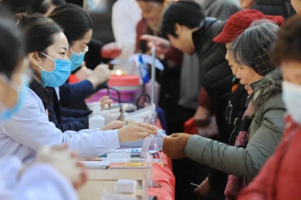 除了海鲜啤酒,这些蔬菜水果也要少吃!痛风患者一定要注意! 除了海鲜啤酒,这些蔬菜水果也要少吃!痛风患者一定要注意!