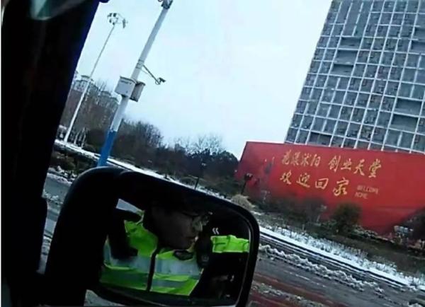 叮!“龙宝宝”,母子平安! 叮!“龙宝宝”,母子平安!