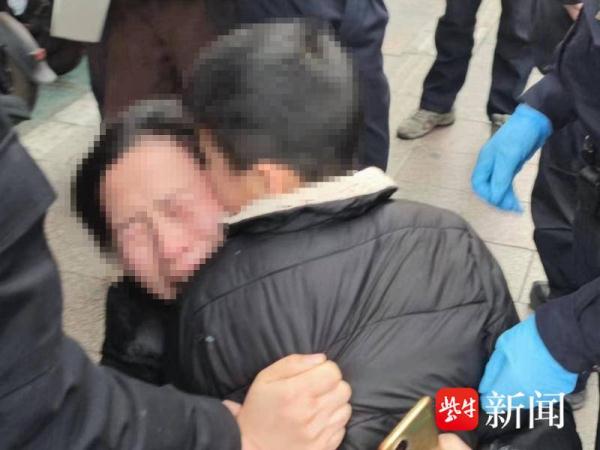 “熊孩子”离家暴走两小时，警方全力寻回获感谢
