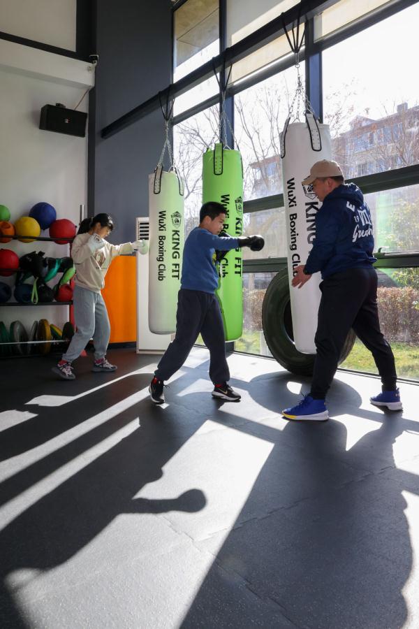 电影热带动拳击健身行业“热辣滚烫” 电影热带动拳击健身行业“热辣滚烫”