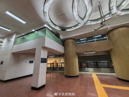北京地铁2号线东四十条站2月28日起恢复运营
