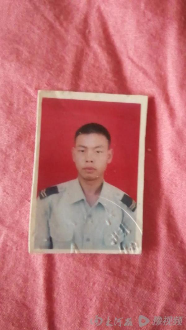 重庆男子连续十年来河南寻“恩人” ，今年终于找着了！