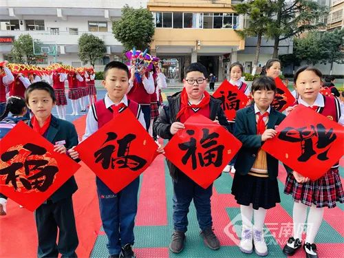 “神兽”回笼!昆明各中小学、幼儿园“花式”迎接→ “神兽”回笼!昆明各中小学、幼儿园“花式”迎接→
