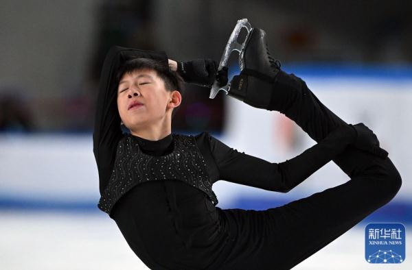 全冬会|花样滑冰公开组男子单人滑自由滑赛况 全冬会|花样滑冰公开组男子单人滑自由滑赛况