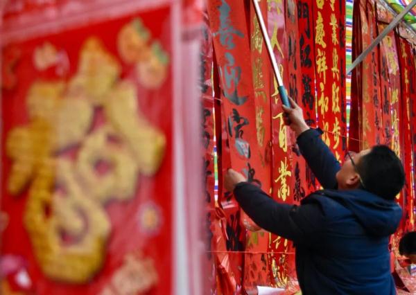 Country Walk VS City Walk,哪个更能俘获年轻人的心? Country Walk VS City Walk,哪个更能俘获年轻人的心?