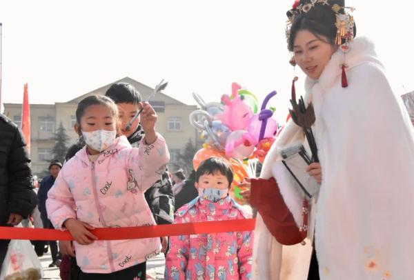 Country Walk VS City Walk,哪个更能俘获年轻人的心? Country Walk VS City Walk,哪个更能俘获年轻人的心?