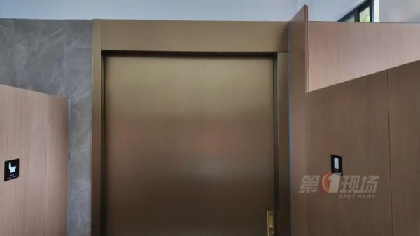 男女厕“秒切换”?深圳又开始“卷”公厕了… 男女厕“秒切换”?深圳又开始“卷”公厕了…