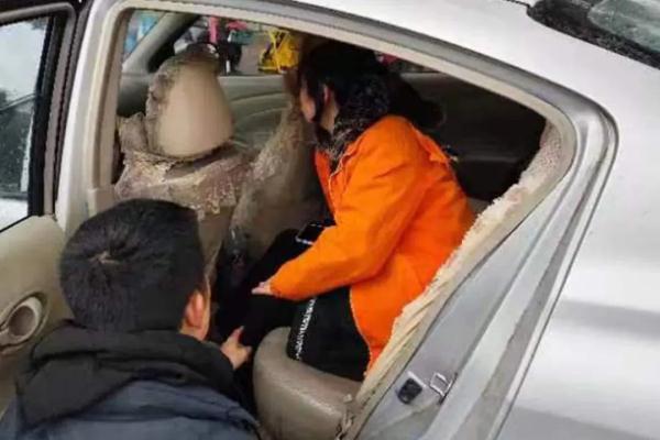 “这是军人的本能！”他们向险而行，挺身而出