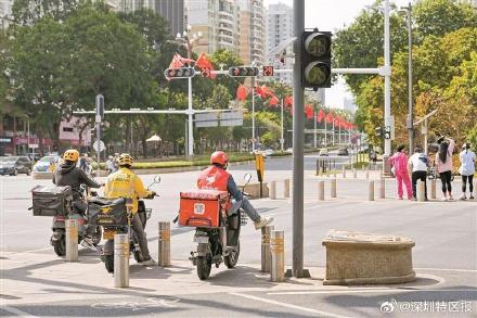 深圳外卖小哥举报涉毒线索被奖励2000元