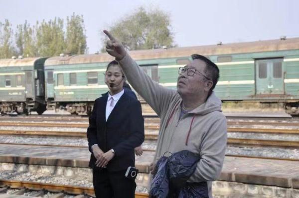 “忠实地记录那段历史，记住那些平凡的人”——高满堂谈《南来北往》故事背后的故事