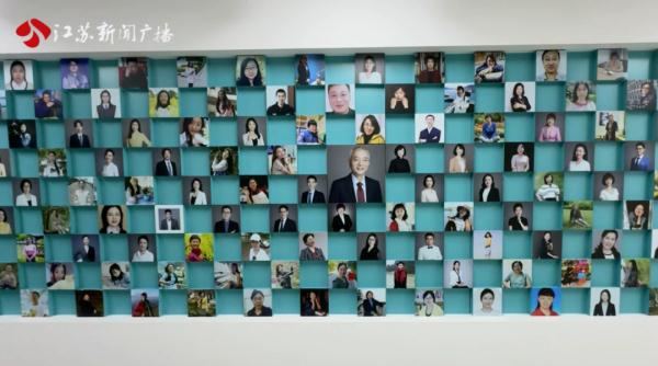 当一个情绪崩溃的孩子拨通这个号码...... 当一个情绪崩溃的孩子拨通这个号码......