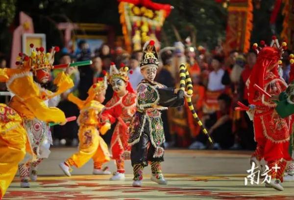 网友呼吁!“汕头英歌”应为“潮阳英歌”?官方回应 网友呼吁!“汕头英歌”应为“潮阳英歌”?官方回应