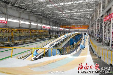 新能源高端装备在东方成功下线