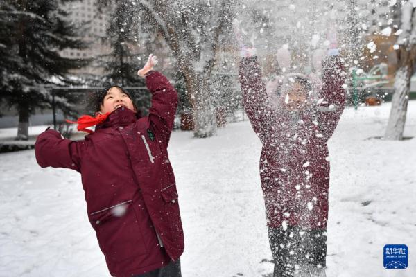 甘肃迎来大范围降雪天气 甘肃迎来大范围降雪天气
