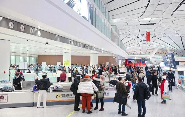 轨道上的京津冀，飞驰提速！