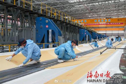 新能源高端装备在东方成功下线