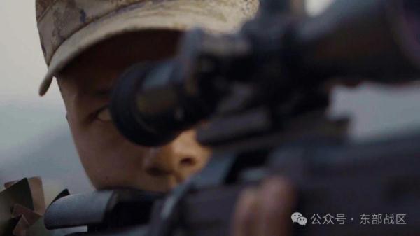 1秒精准射击500米外靶标！看狙击手是怎样练成的→