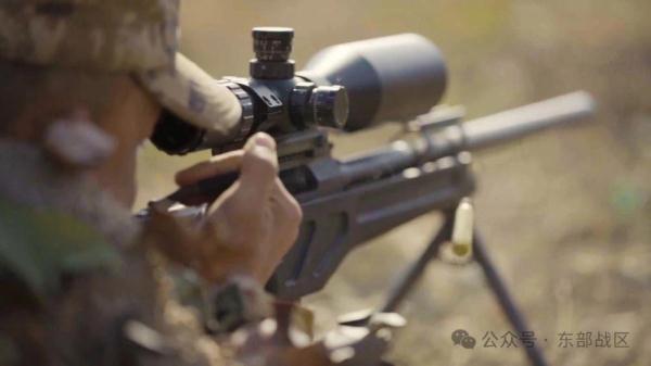 1秒精准射击500米外靶标！看狙击手是怎样练成的→