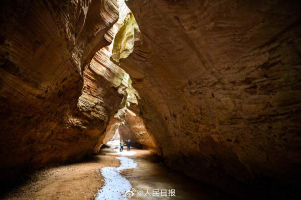 大自然的梦幻！甘泉大峡谷光影变幻质感拉满