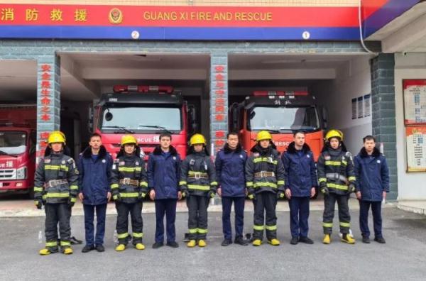 7名高中生跳河取水救火！后续来了