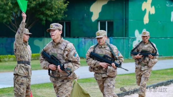 燃!警卫尖兵比武火热来袭 燃!警卫尖兵比武火热来袭